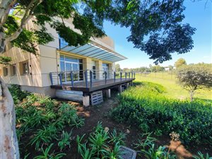 818 m² Office Space in Louwlardia
