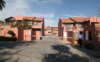 2 Bedroom Townhouse in Rembrandt Park