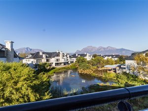 3 Bed Townhouse in Pearl Valley