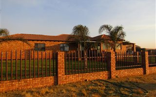 2.5 ha Farm in Nigel
