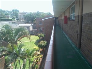 3 Bed Apartment in Morningside