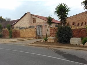 3 Bed House in Soweto Central