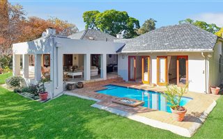 3 Bedroom House in Parktown North
