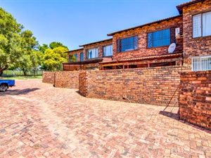 4 Bed Duplex in Randburg Central