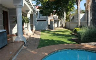 4 Bedroom House in Silver Lakes Golf Estate