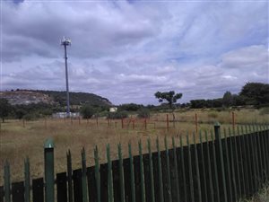 2.1 ha Farm in Bultfontein