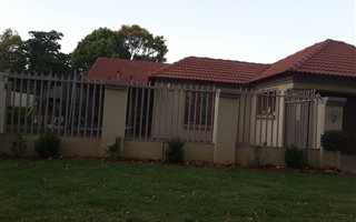 3 Bedroom House in Doornpoort and surrounds