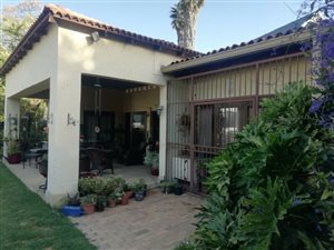 3 Bed House in River Club