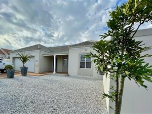4 Bed House in Pinehurst
