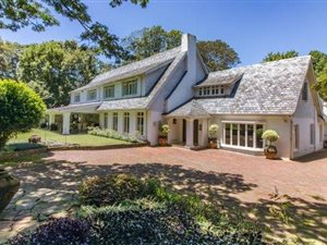 6 Bed House in Winston Park
