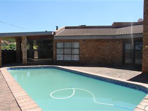 4 Bed House in La Provence
