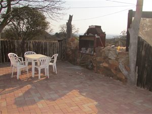 8.5 ha Farm in Palmietfontein