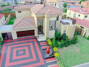 4 Bedroom House in Savannah Hills