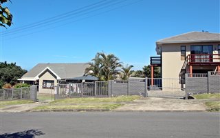 7 Bedroom House in Sunny Ridge