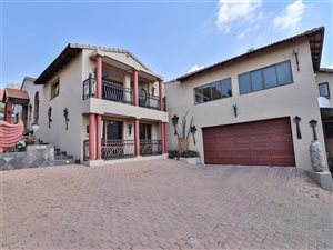 5 Bed House in Newlands
