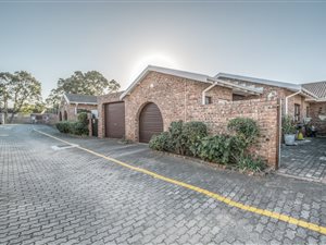 3 Bed Townhouse in Broadwood