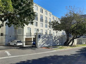 3 Bed Penthouse in Milnerton Central