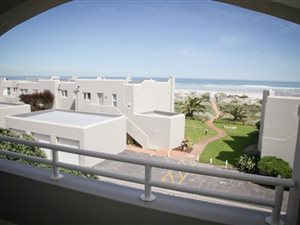 3 Bedroom Apartment in Van Riebeeckstrand