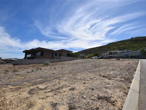864 m² Land available in Baronetcy Estate