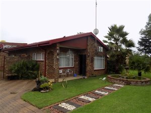3 Bed House in Riamarpark
