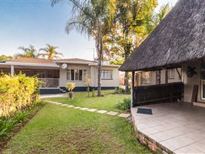 10 Bed House in Colbyn