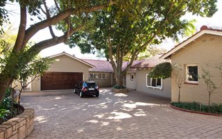 4 Bedroom House in Hyde Park