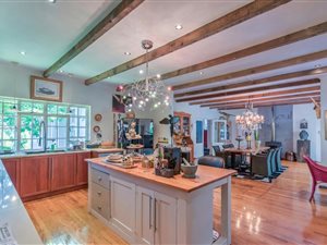 7 Bedroom House in Parel Vallei