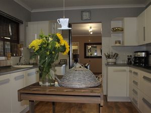 7 Bed House in Loevenstein