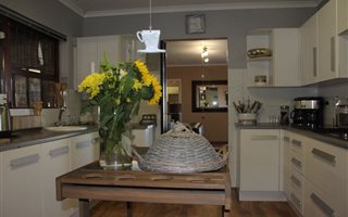 7 Bedroom House in Loevenstein