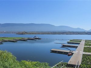 842 m² Land available in The Coves