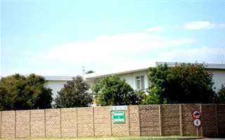 2 Bedroom Townhouse in Benoni South