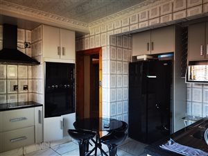 4 Bed House in Welgedacht