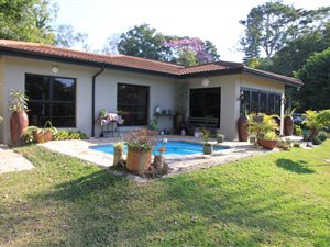 3 Bed Townhouse in Atholl Heights
