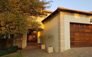4 Bedroom House in Featherbrooke Estate