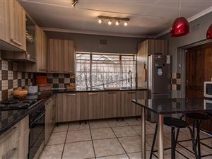 4 Bed House in Westonaria