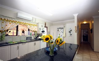 3 Bedroom Townhouse in Freeland Park