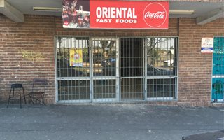 60 m² Retail Space in Escombe