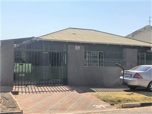 3 Bed House in Newlands