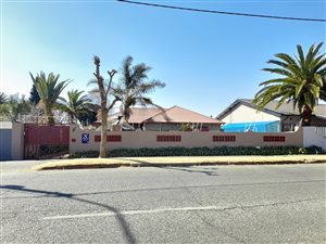 3 Bed House in Rewlatch