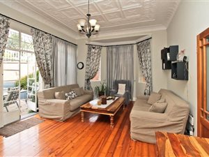 3 Bed House in Kensington
