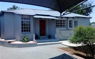 2 Bedroom Garden Cottage in Alberton