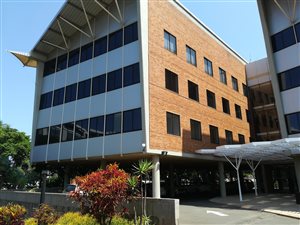 350 m² Commercial space in New Town Centre (Gateway)