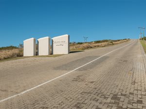 830 m² Land available in Island View