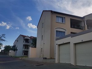 2 Bed Apartment in Hazeldean (Silverlakes Surroundings)