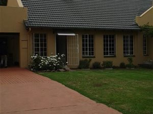 4 Bed House in Brackendowns
