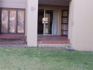 2 Bed Apartment in Vaalpark