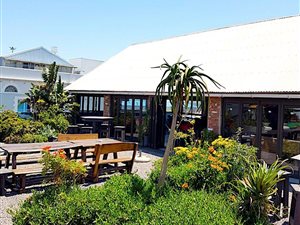 1116 m² Commercial space in Point Waterfront
