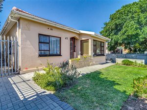 3 Bed House in Kingston