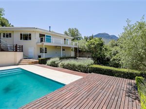4 Bedroom House in Montclair