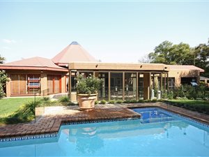 4 Bedroom House in Morningside Manor